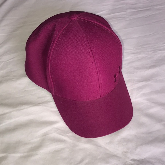 Under Armour Accessories - Gorgeous Snap Back UA pink burgundy Plum hat